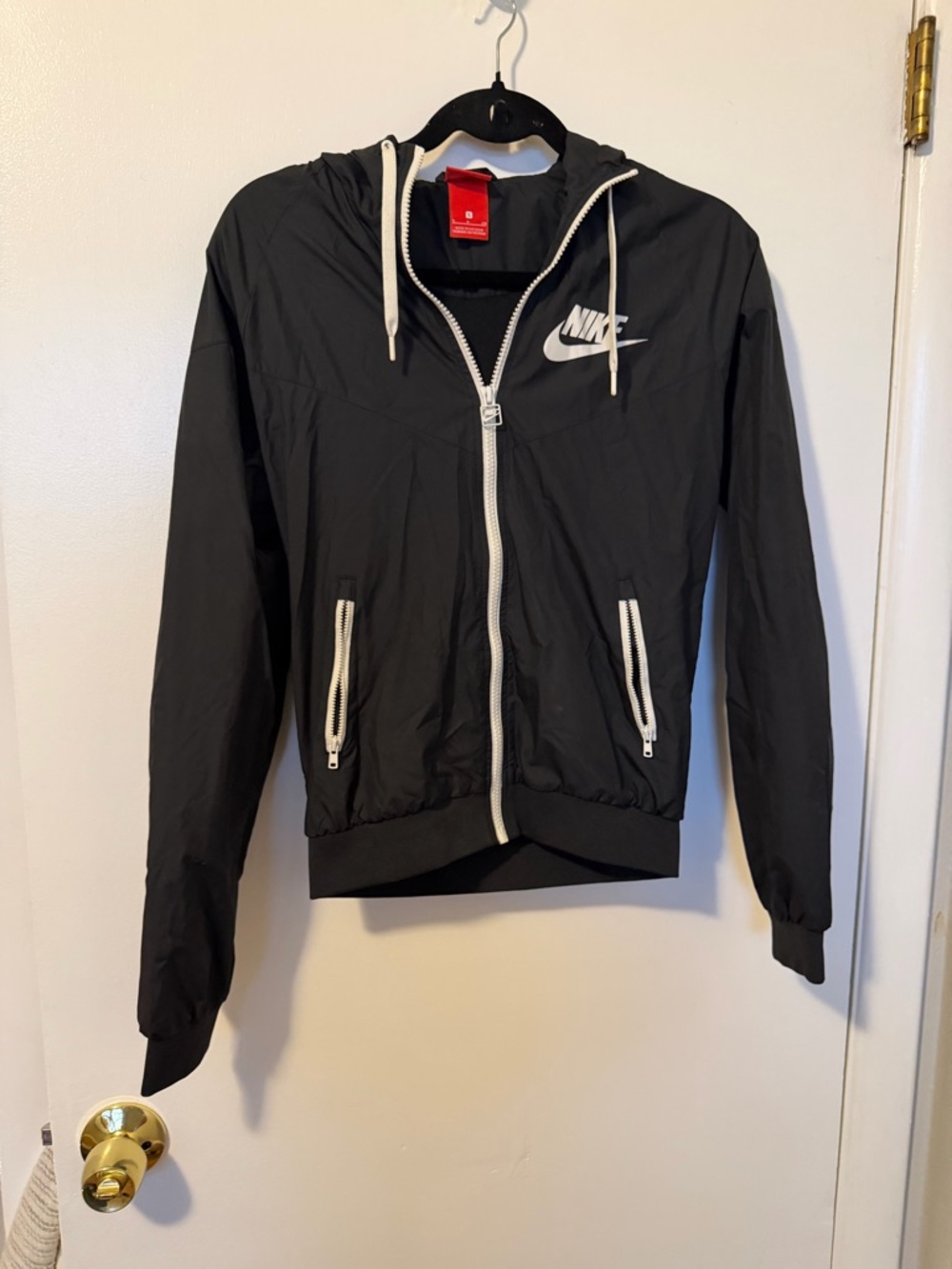 Nike Women’s Windrunner Jacket-Size Small